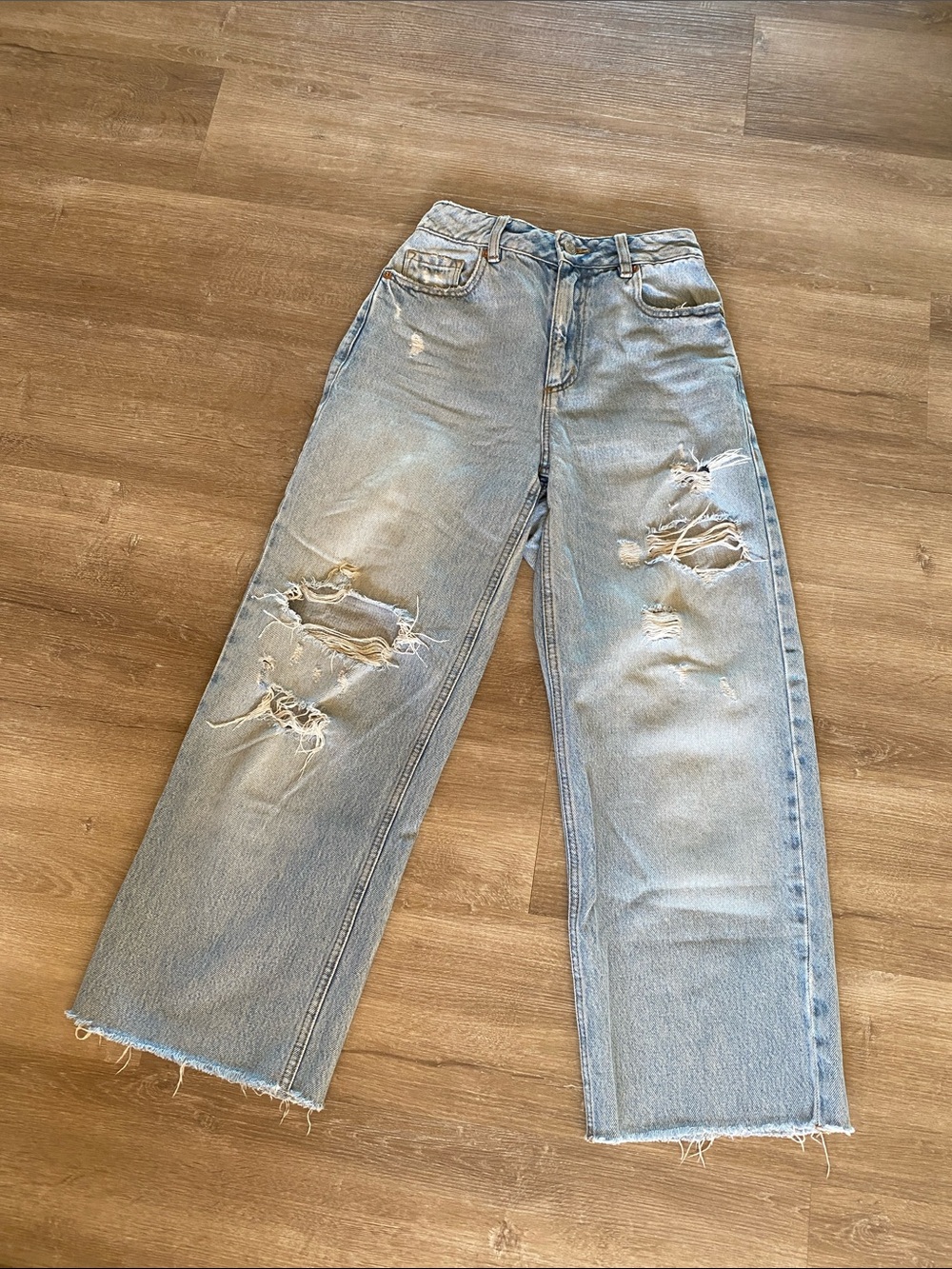 Dynamite Light Blue Distressed Wide-Leg Jeans